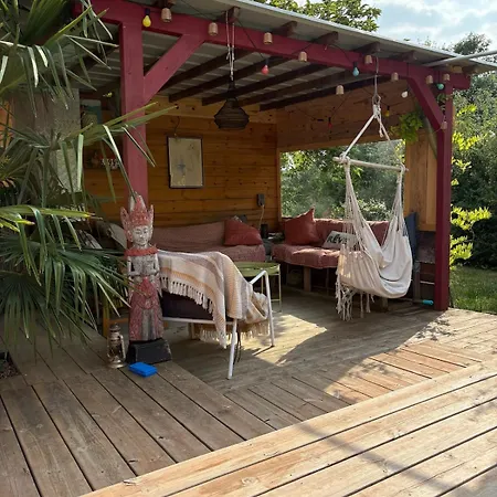 Cozy Jacuzzi Et Piscine En Haute Provence 아파트