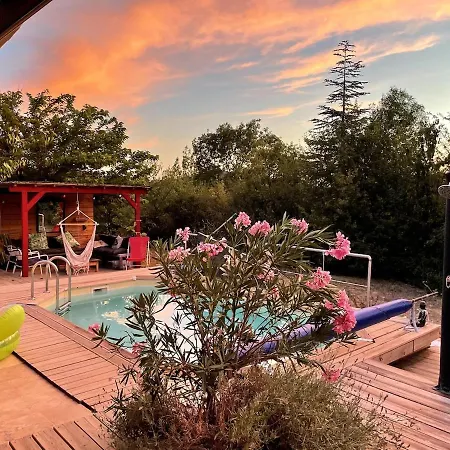 아파트 Cozy Jacuzzi Et Piscine En Haute Provence