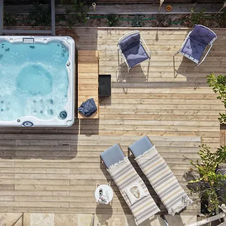 Cozy Jacuzzi Et Piscine En Haute Provence * 디뉴레뱅